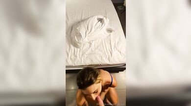 Sarinha caus gozada na cara - Screenshot 3