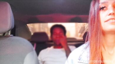 Motorista de app pega passageiro se punhetando no banco de trás - Screenshot 2