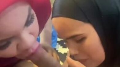 blowjob hijab duo cum malaysia indonesia muslim - EroMe