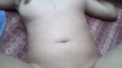 Dibantuin coli ama cewek Indonesia - Porn - EroMe - Screenshot 5