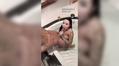 Brena barbosa boquete na jacuzzi - Screenshot 5