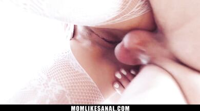 Stepmom Willing to Give Stepson Some Tlc Instead of All the Nagging - Momlikesanal