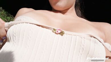 I want you to enjoy my body while I masturbate and cum - Spanish