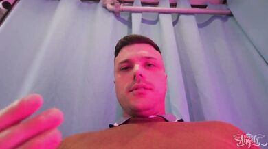 Nate Rose Watches Hot Cosplayer Isabella Gomez, Then Signs Her Bubble Butt & Gets Turned On - TRANS ANGELS