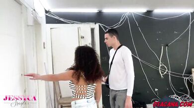 Ate the young wife while the cuckold d. * Victor Hugo * Dluquinhaa * Andrehot *