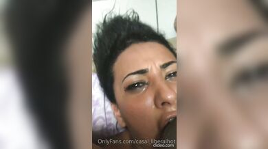 gozada GROSSA na CARA da safada enquanto o marido filma