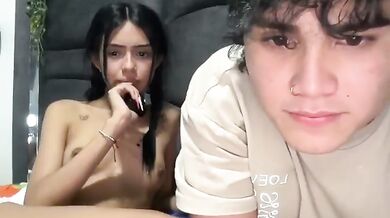 Novinha fodeu na live ao vivo