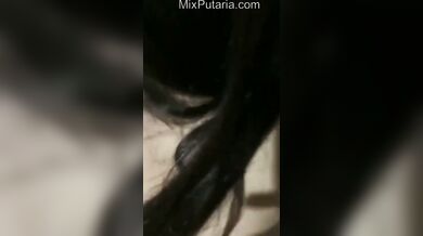 Trepando com a amante de quatro na cama