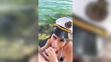 Julssynha sexo gostoso na beira do rio