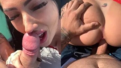 Polly Persch sentando no pau em cima do Jet Ski