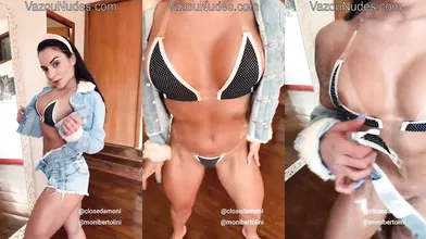 Moni Bertolini Mostrando os peitos e a Pepeka