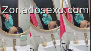 duas lésbica safada no espelho pelada